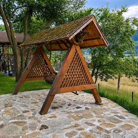 Lodge гірський спокій